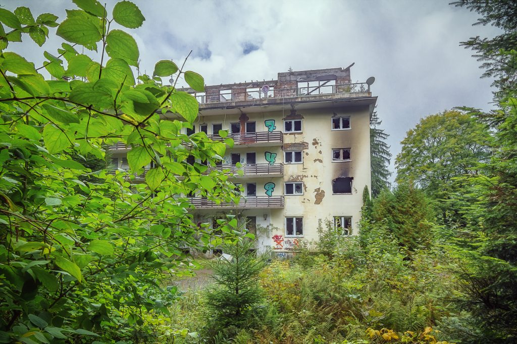 Heiße Klinik für süchtige Mädels